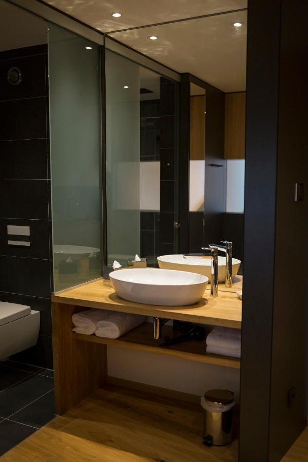 Kröv Rieslingquartier - Mosel Wein Hotel מראה חיצוני תמונה